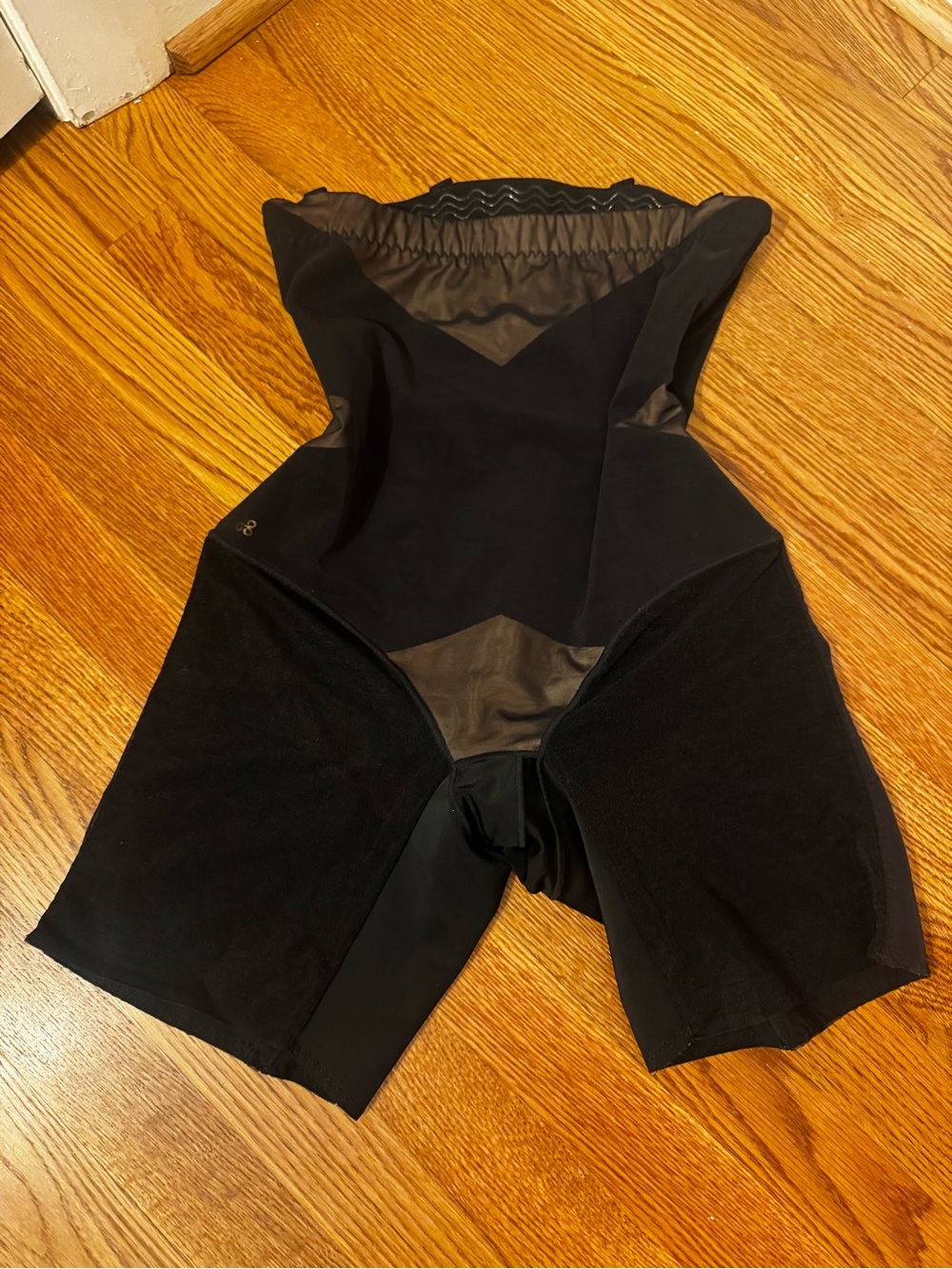 Honeylove Black Sculpting High-Rise Shapewear Shorts